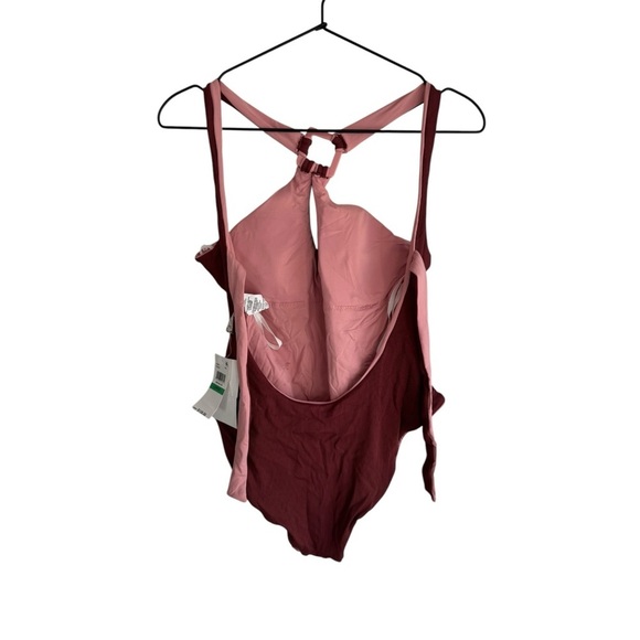 New! BECCA Rib Modern Edge High Neck Reversible Mikayla Cut Out Swimsuit - Picture 5 of 8